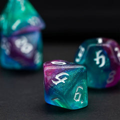 Poludie D4, D6, D8, D10, D12, D20, D%(00-90) close-up for clarity.