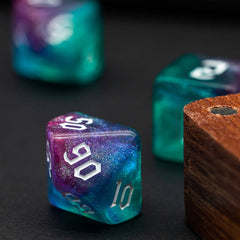 Poludie Rose Blue Glitter dice readability with white numbers for quick rolls.