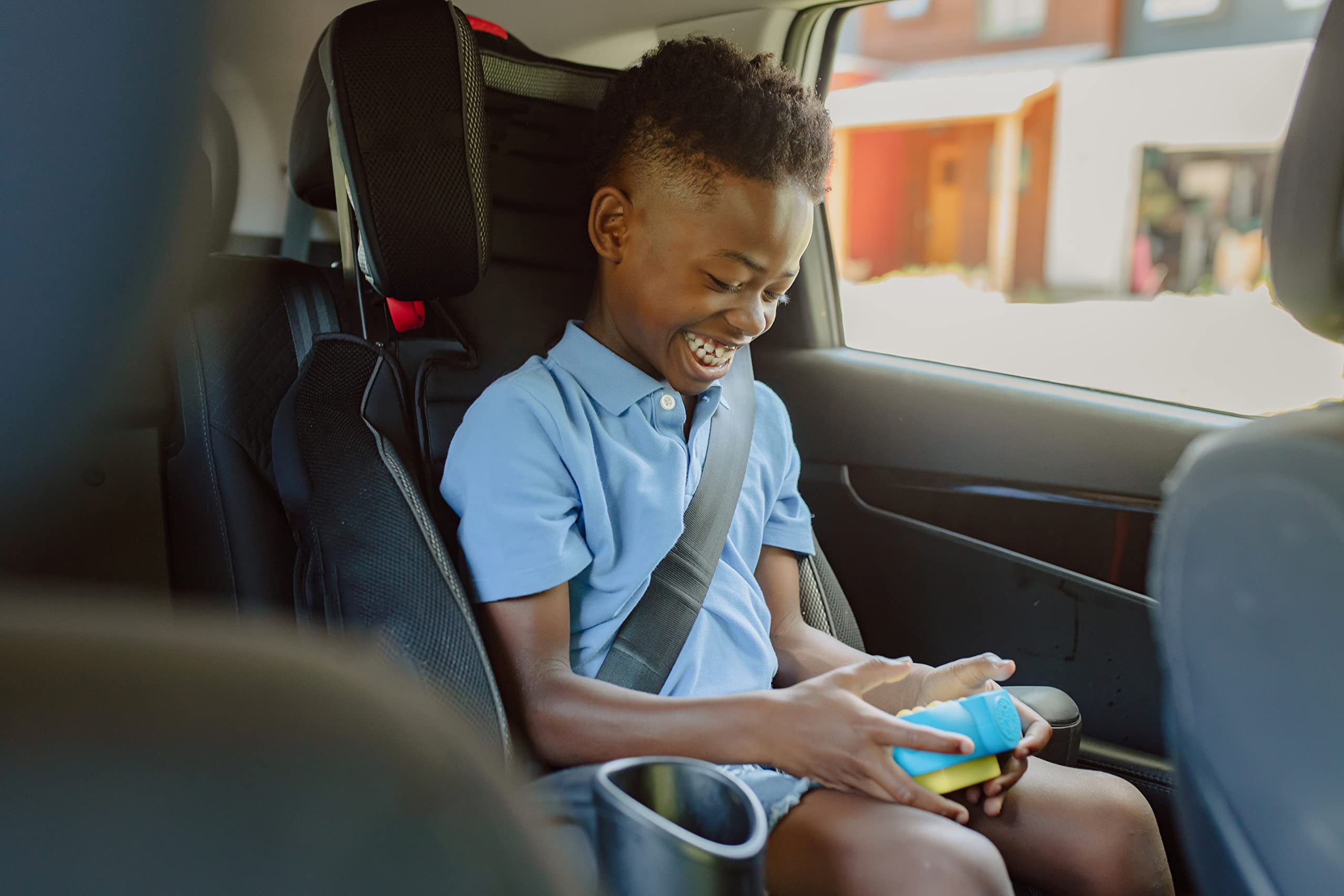 Pop It! Pro travels easily with a durable self-contained design.