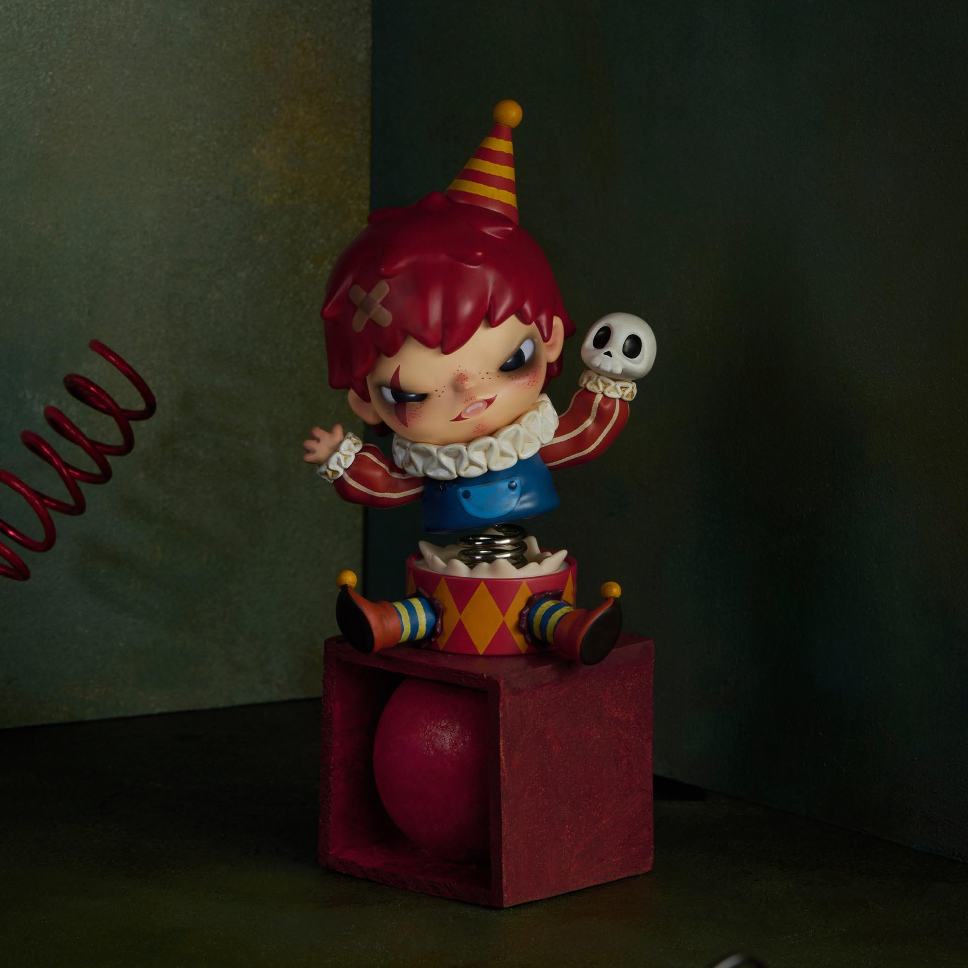 POP MART Hirono carnival blind box figure supports thoughtful gifting moments.