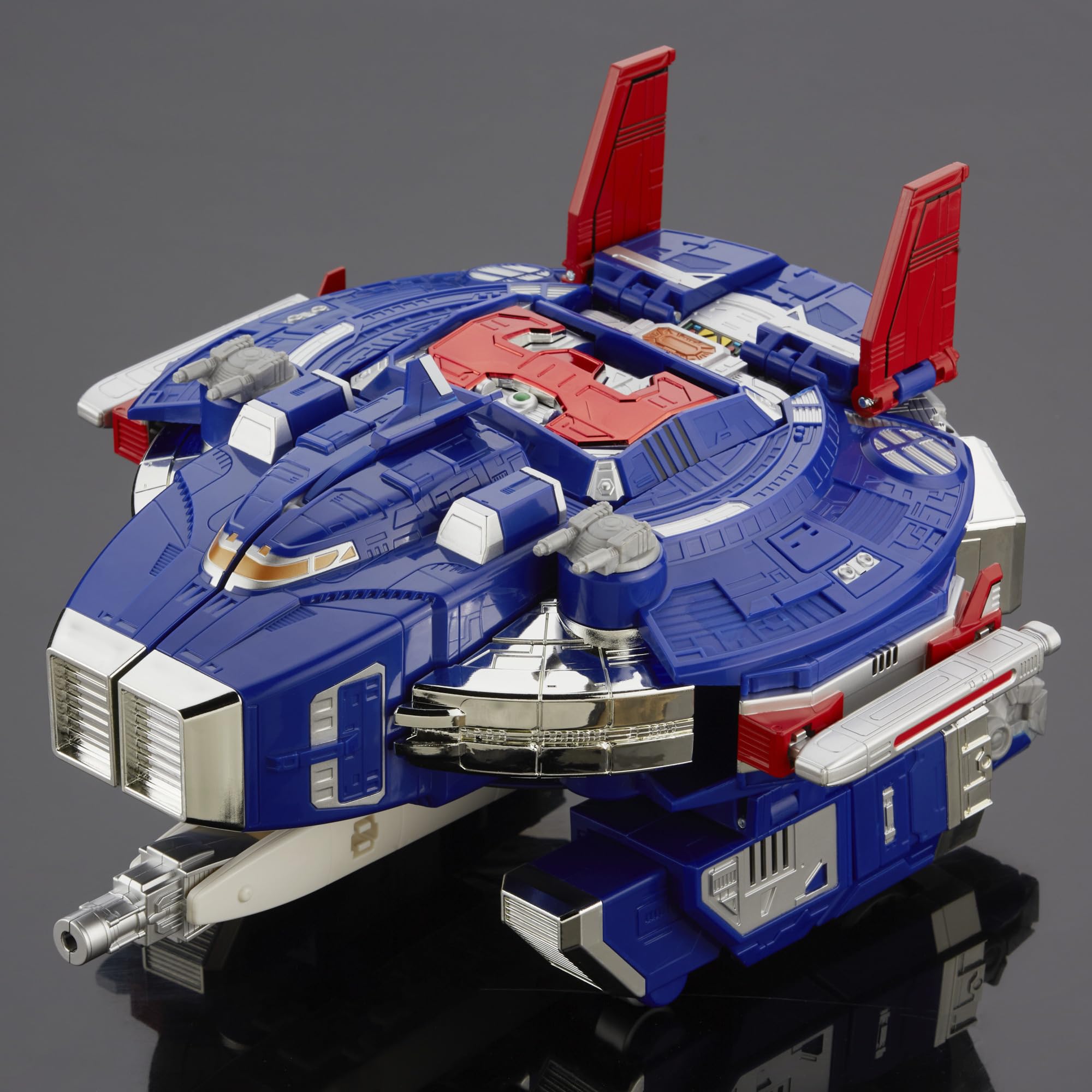 Power Rangers Astro Megazord packaging design highlights premium build.