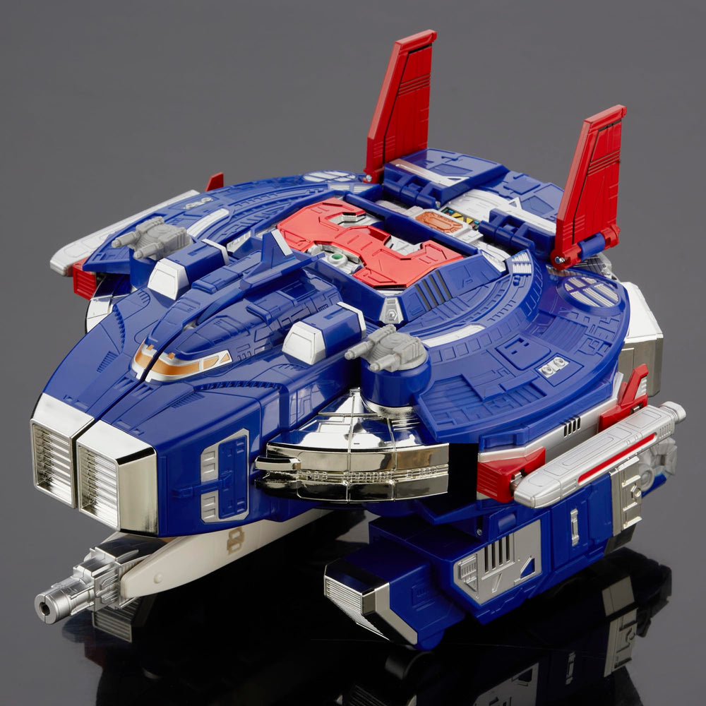 Power Rangers Astro Megazord packaging design highlights premium build.