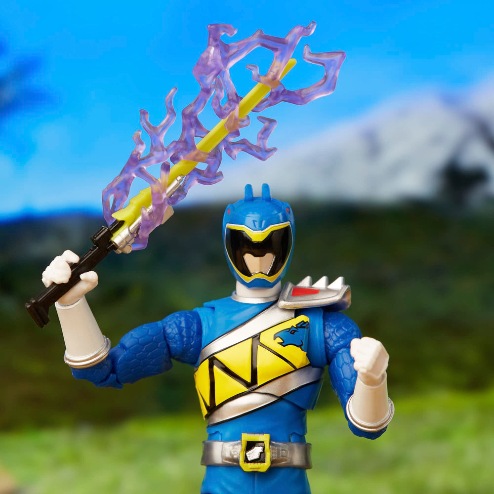 Power Rangers Dino Charge Blue Ranger 6-inch packaging showcases authentic styling