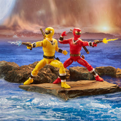 Power Rangers Alien Rangers Aquitar figure articulation enables dynamic posing.