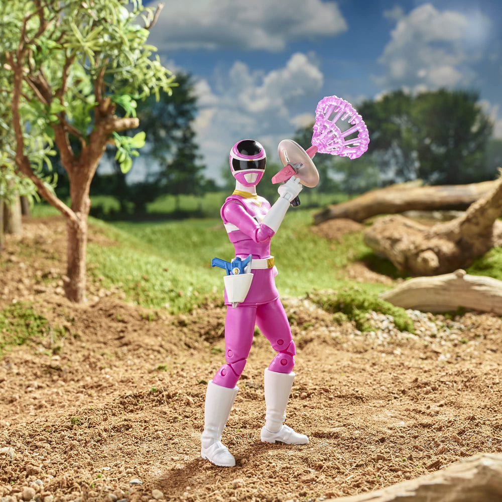 Power Rangers In Space Pink Ranger articulation boosts pose possibilities.