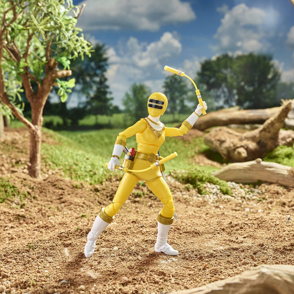 Power Rangers Lightning Collection Zeo Yellow Ranger pistol accessory for dynamic action.