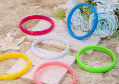 PPhtony resin bracelets worn on the wrist for everyday outfits and cosplay enhancement