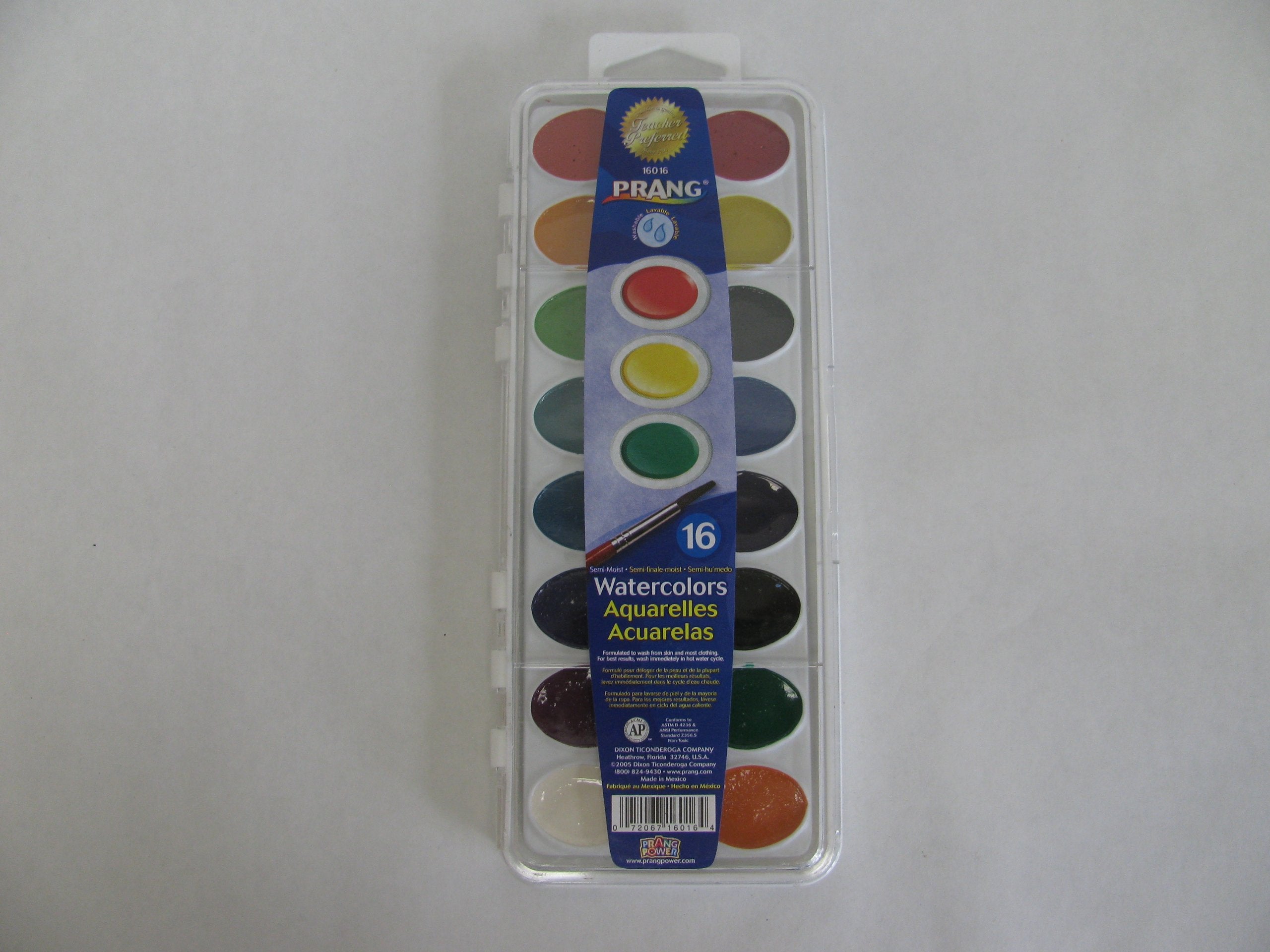 Prang shaped pans organize colors for smooth blending.