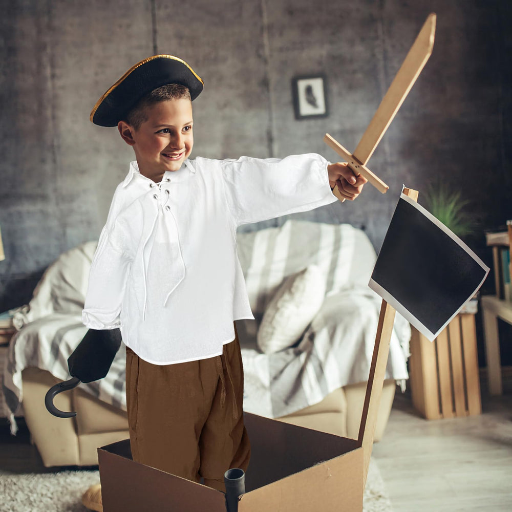 Prebene wide-sleeve medieval shirt offering freedom of movement.