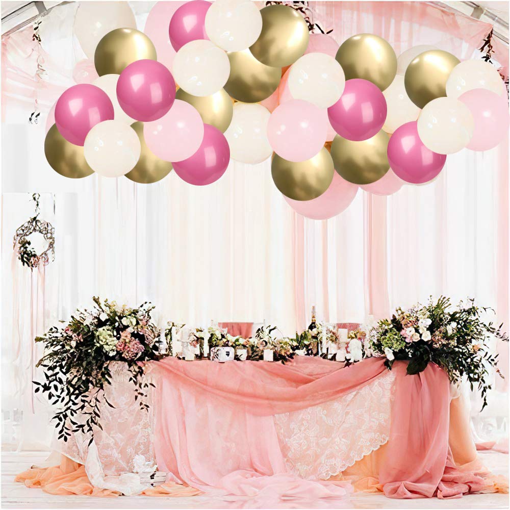 Przyjecie white balloons provide clean backdrop
