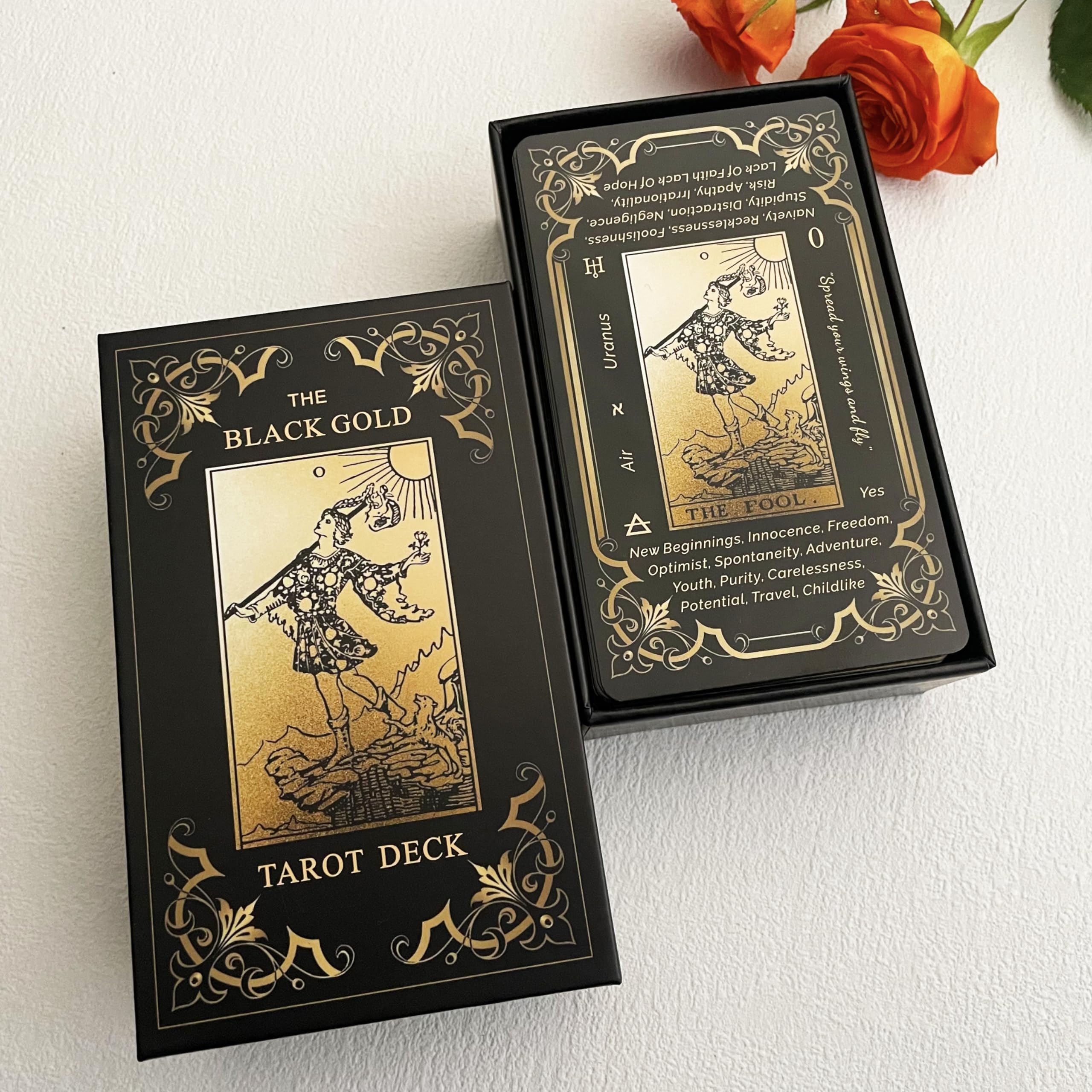 Qcsdckot easy-shuffle tarot cards, smooth handling for riffle shuffles.
