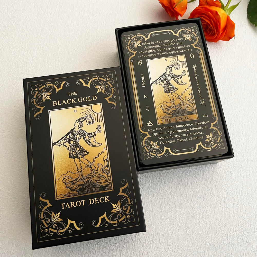 Qcsdckot easy-shuffle tarot cards, smooth handling for riffle shuffles.