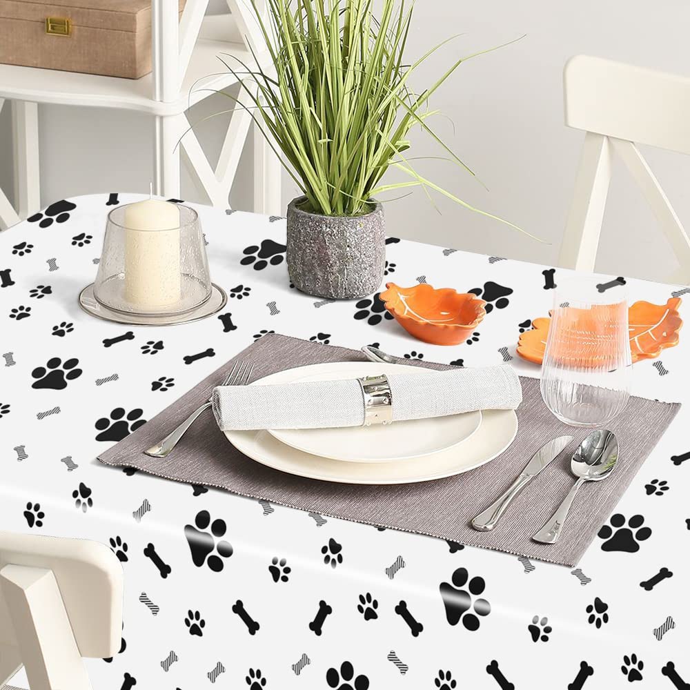 QEYMN large rectangle table cover ideal for 8–10 guests.