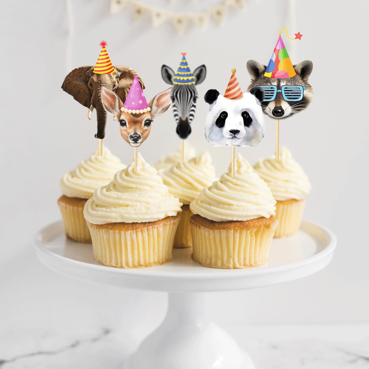 qhqqwzxqc Safari Animals giraffe cupcake topper elevates party cupcakes with playful height.