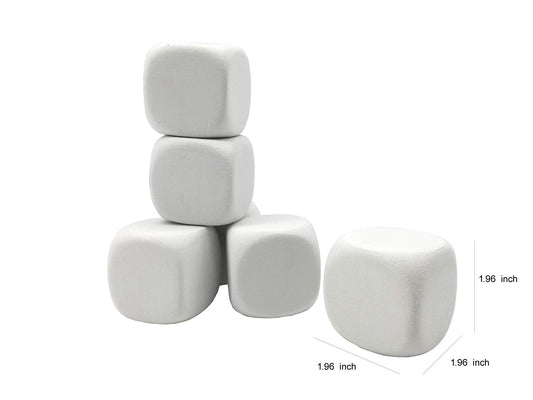 Qidiwin dice showing rounded corners to enhance child safety during play.