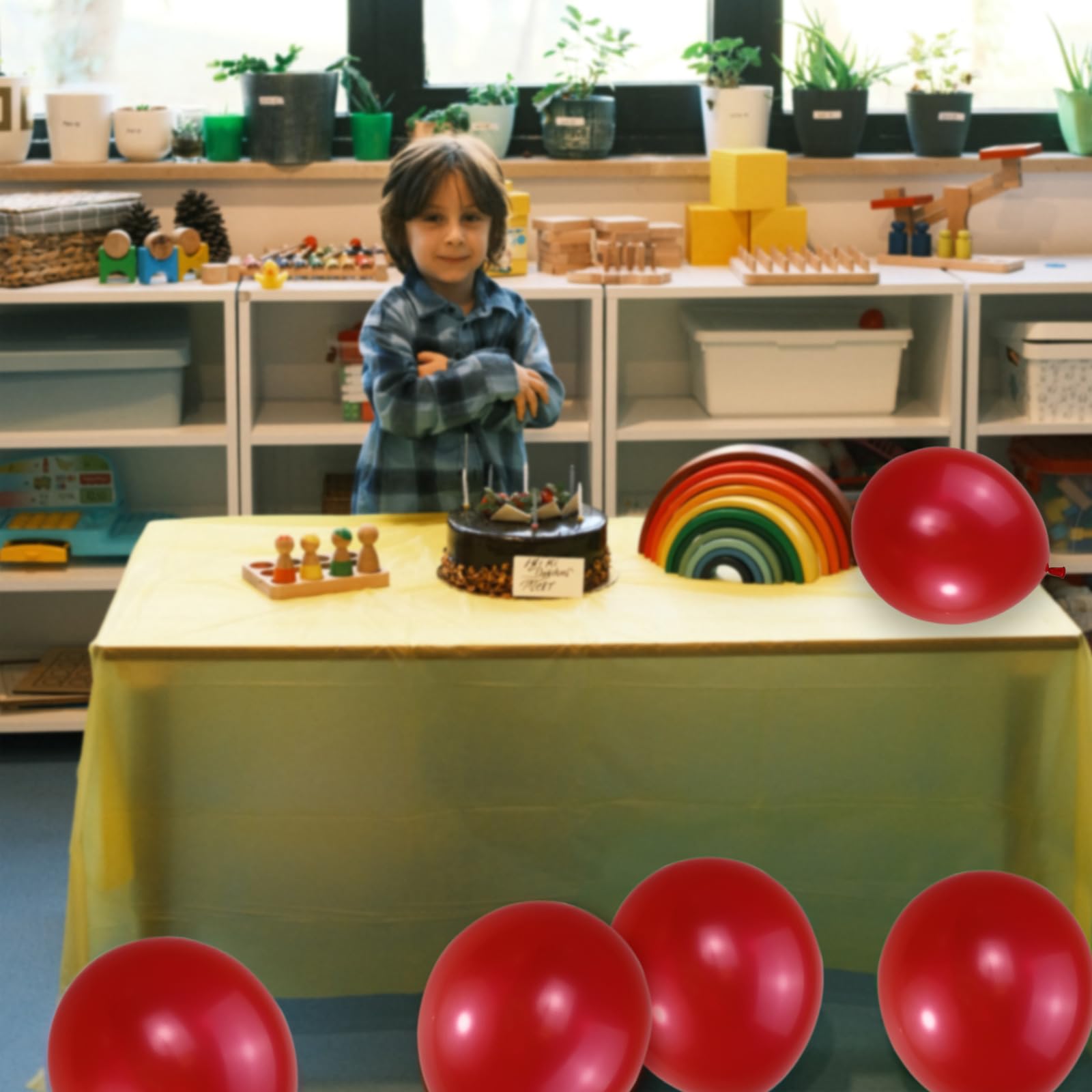 QIKOOLAA baby shower decor idea with royal red balloons