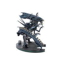 QMx Alien Queen battle pose captures climactic showdown vibe