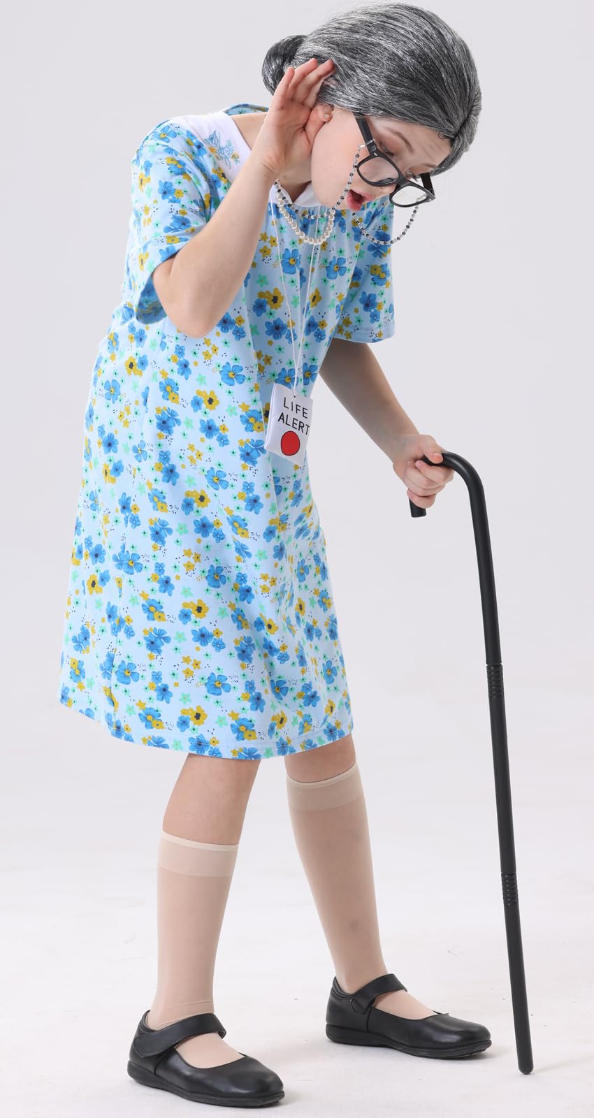 qnprt old lady wig for kids costume, ideal for quick transform and playful dress-up moments.