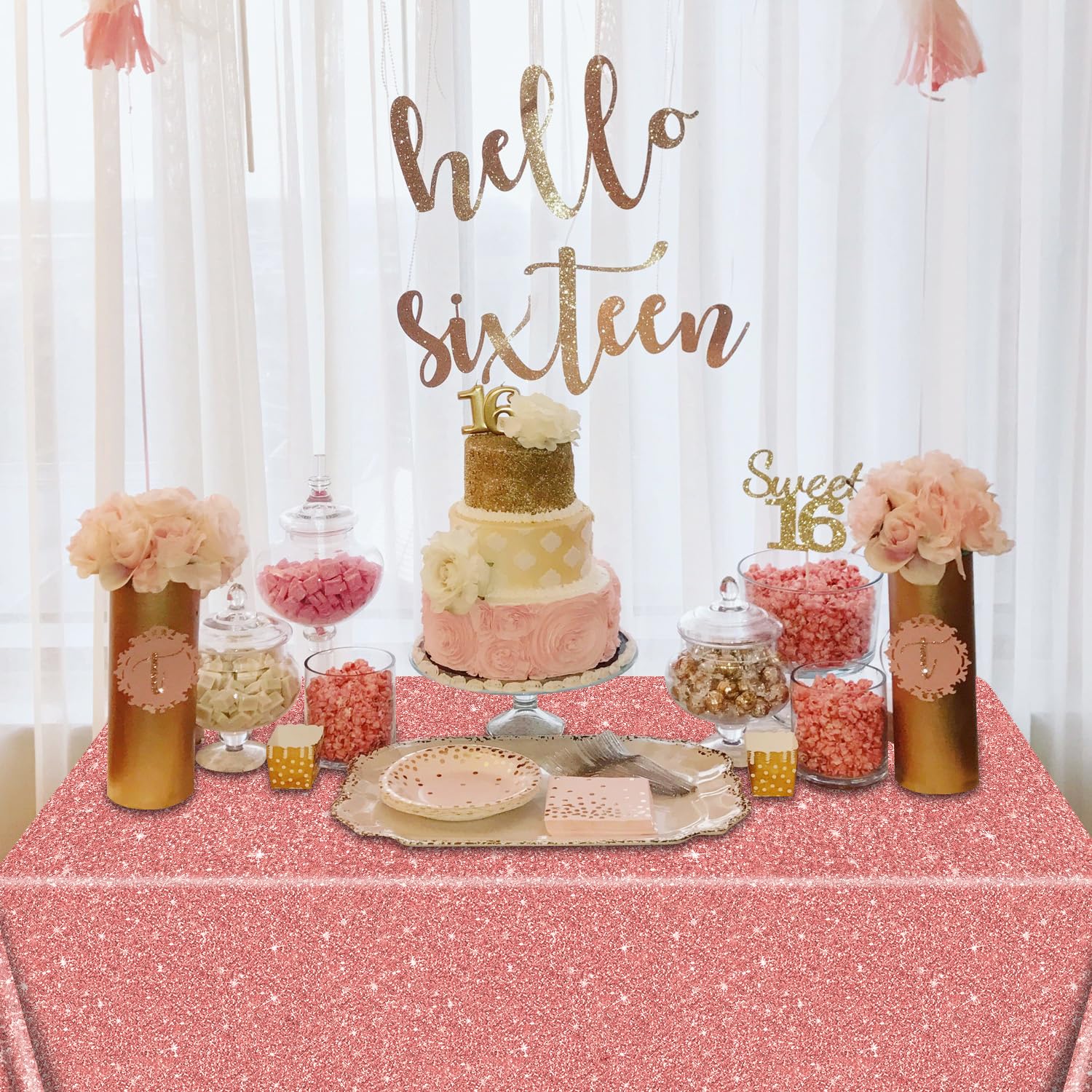 QUERICKY easy cleanup after the party with wipe-and-store tablecloths