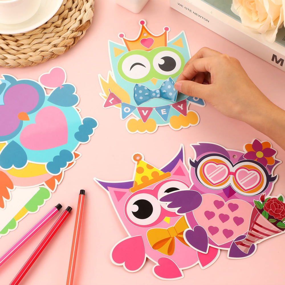 Qyeahkj 'to' and 'from' card design lets kids personalize messages with friends and family.