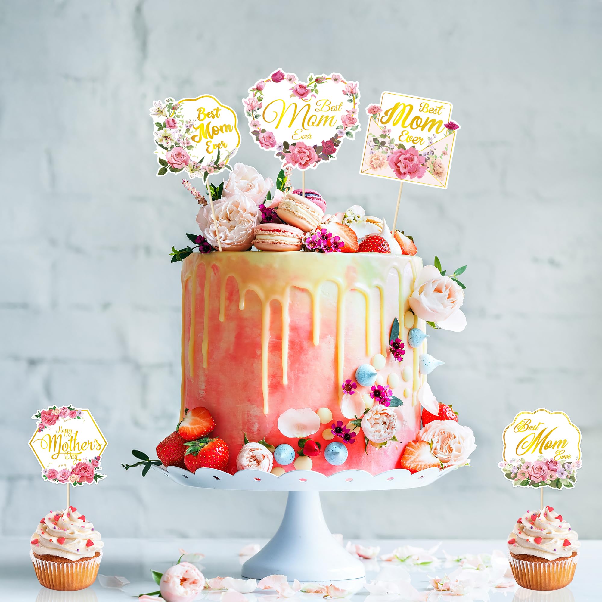 QZYL Gold foil flower cake toppers enhance celebrations and photo-worthy desserts