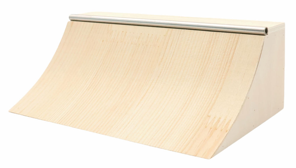 RACOFSB wooden fingerboard ramp surface for smooth landings and consistent tricks.