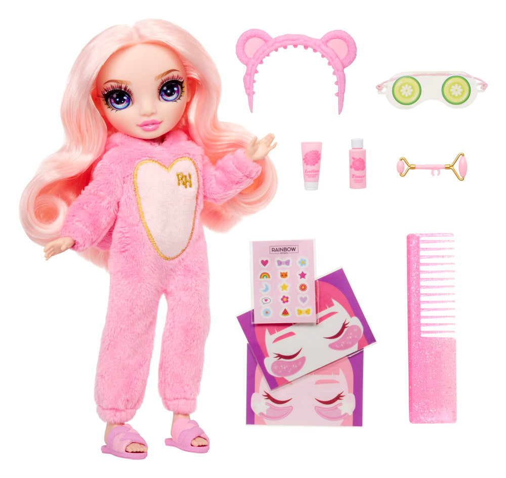 Rainbow High Bella spa accessories support pretend spa time and grooming.