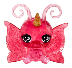 Rainbow High Littles Astrid interchangeable wings expand storytelling possibilities.