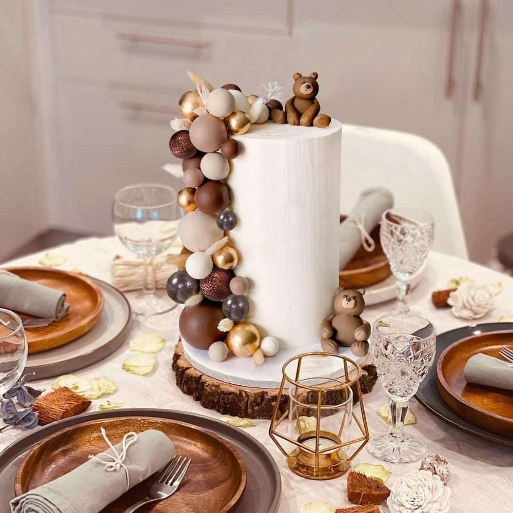 RASSLISA ball cake picks provide versatile styling for gender reveals and weddings.