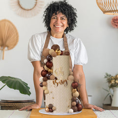 RASSLISA ball toppers easy to place on desserts for weddings.