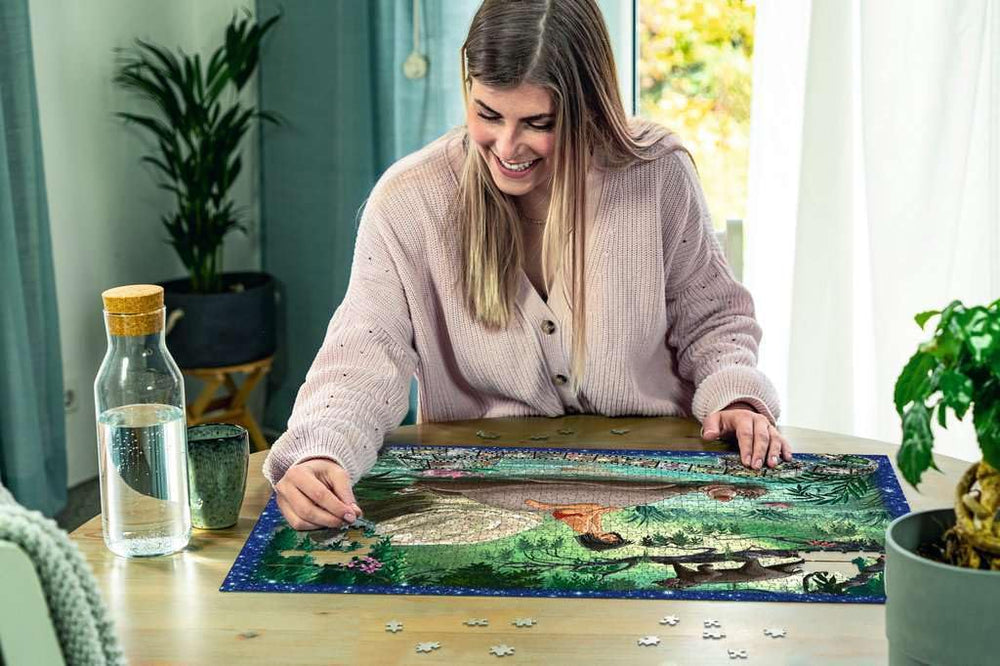 Anti-glare surface preserves a vibrant image during daytime puzzling