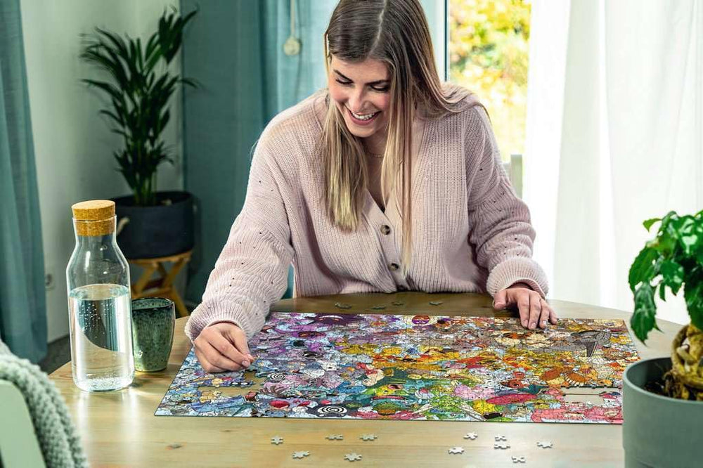 Ravensburger Pokémon vibrant colour-grouping design aids quick sorting of similar shades.