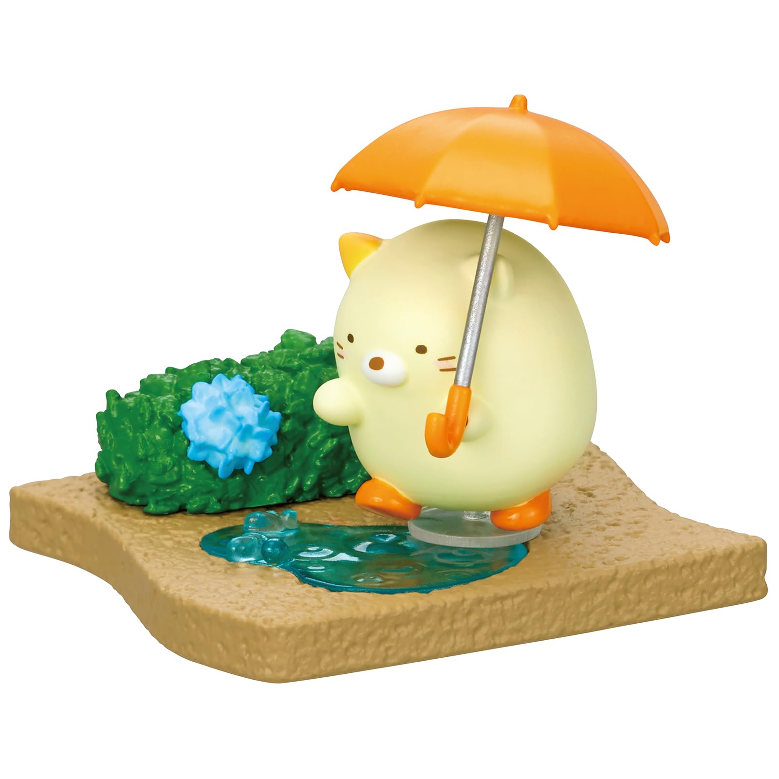 Re-Ment Sumikko Gurashi figurine glossy finish detail showcases quality craft and appeal