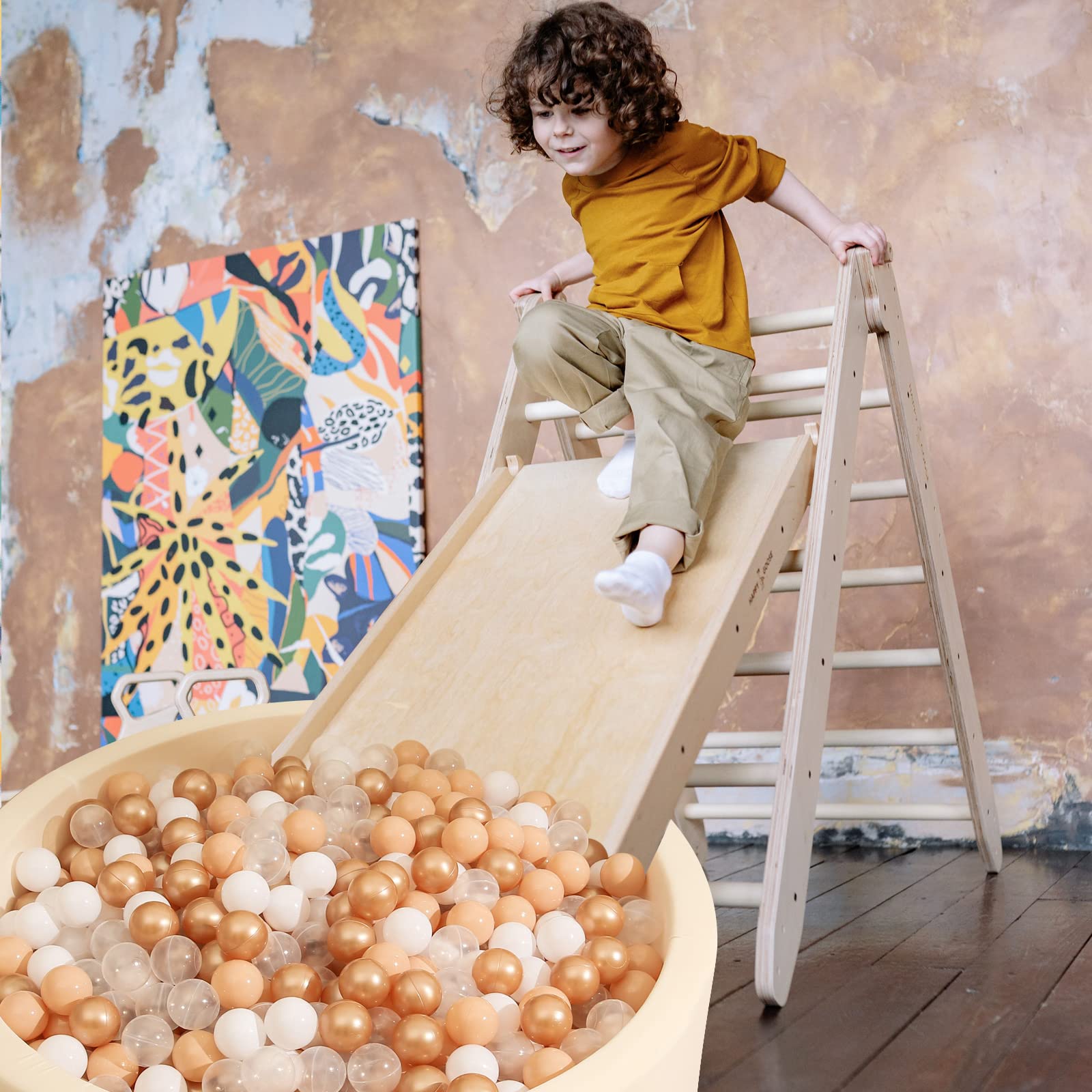 Realhaha ball pit balls with crush-proof design offer durable play for kids in tents.