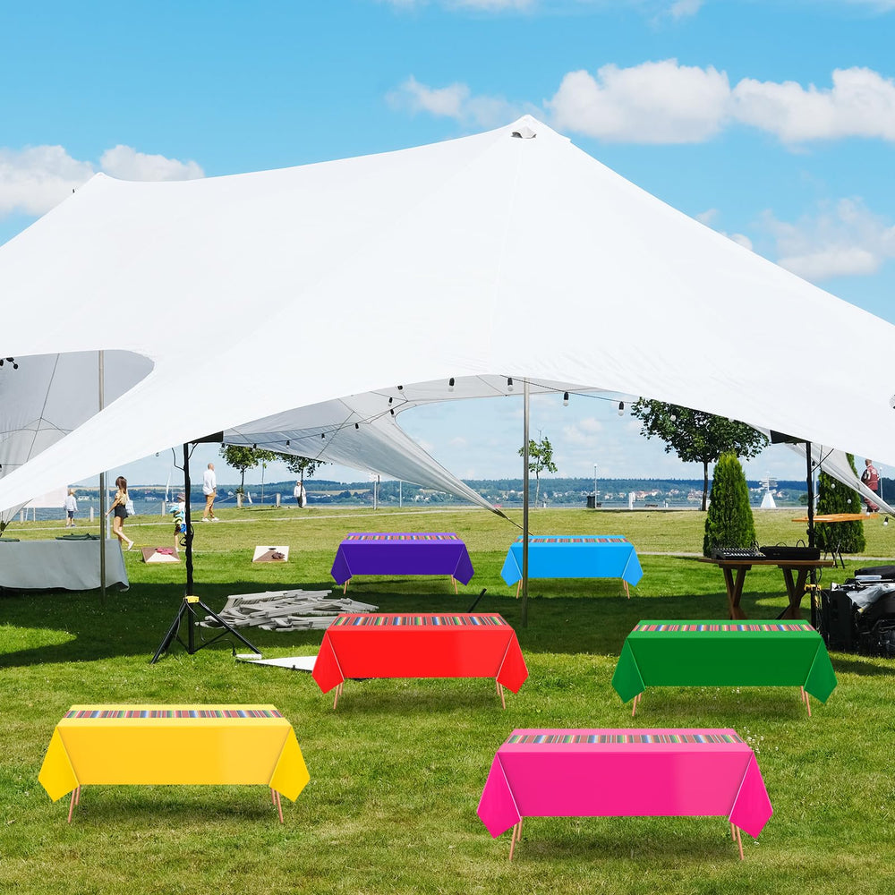 Remagr easy-storage tablecloth, foldable for quick cleanup or disposal.