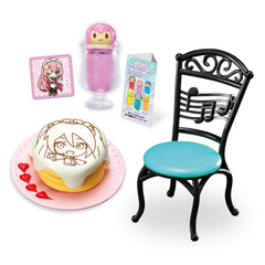 Re-Ment Hatsune Miku's Cafe-Trading Figure full pose options for display variety.