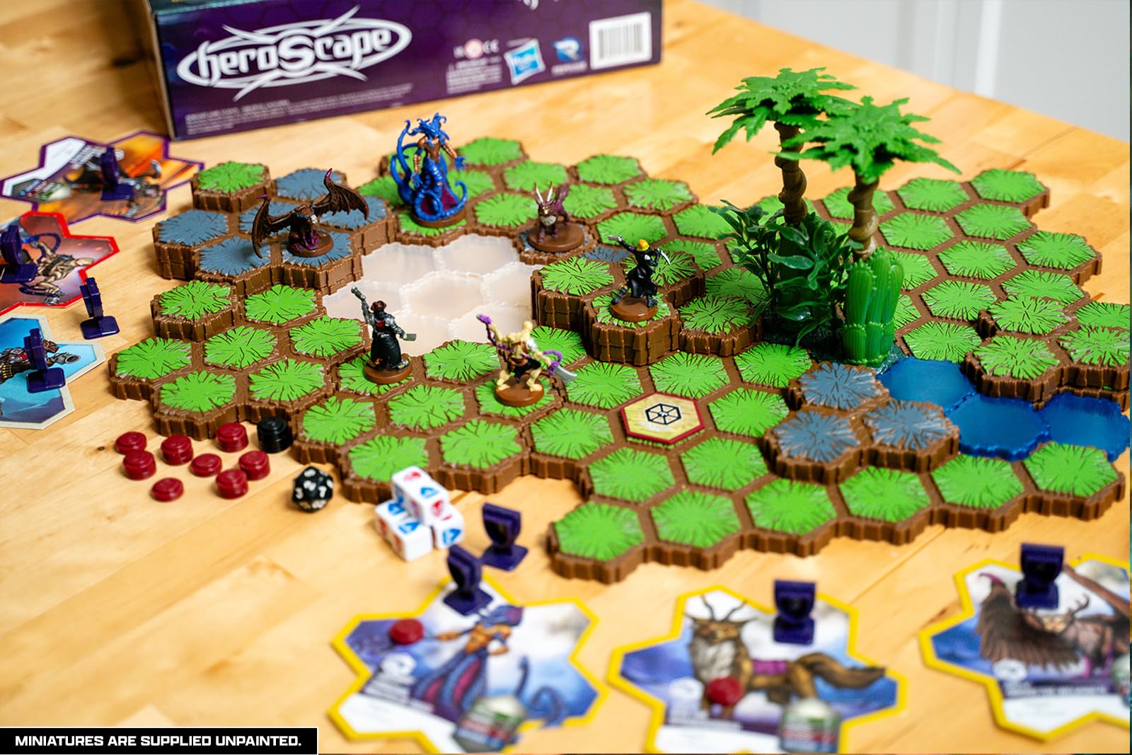 31 locking hex tiles provide modular and sturdy battlefield construction.