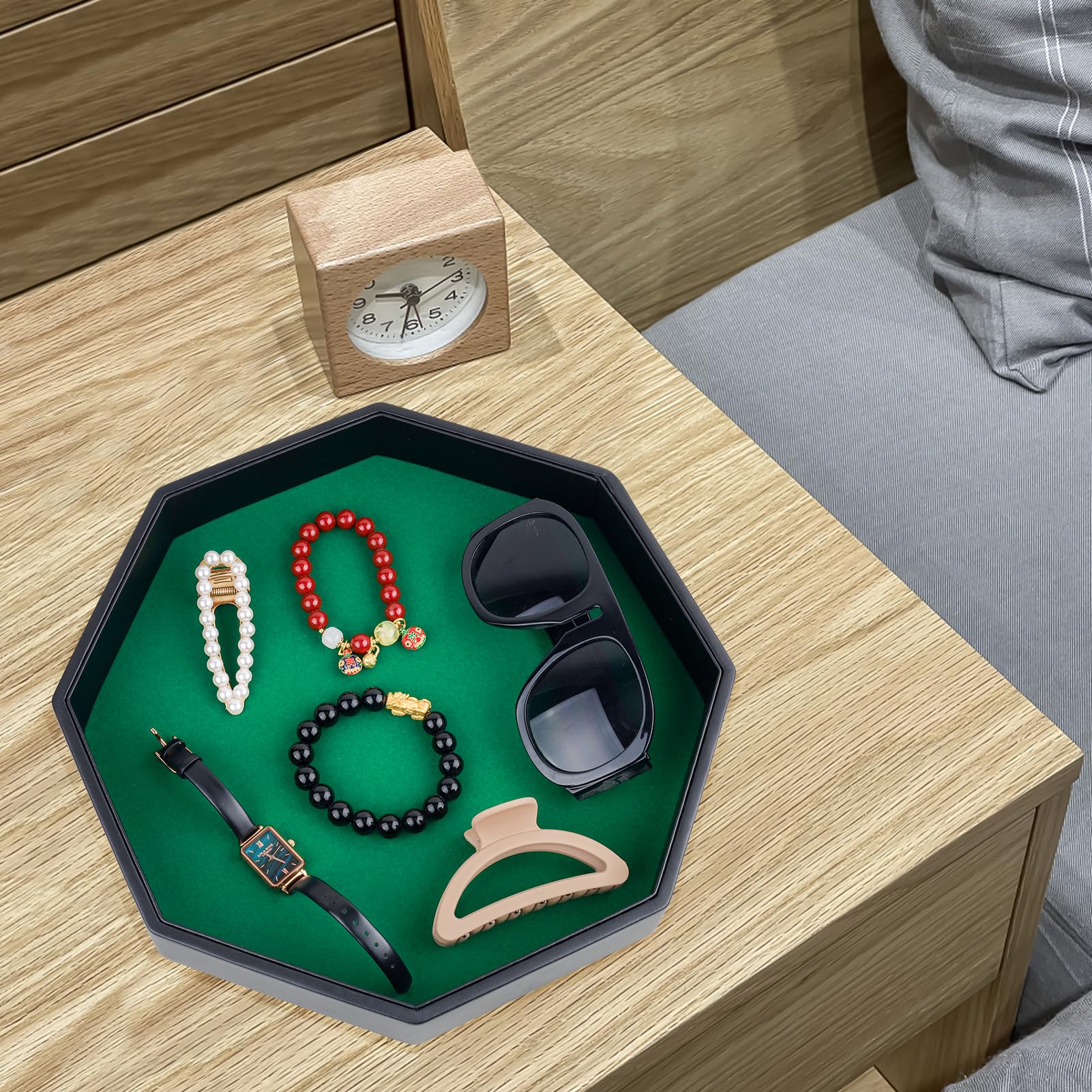 RERIVER dice tray is easy to wipe clean after gaming sessions