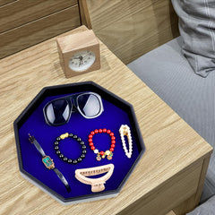 RERIVER tray doubles as storage for small items between sessions.