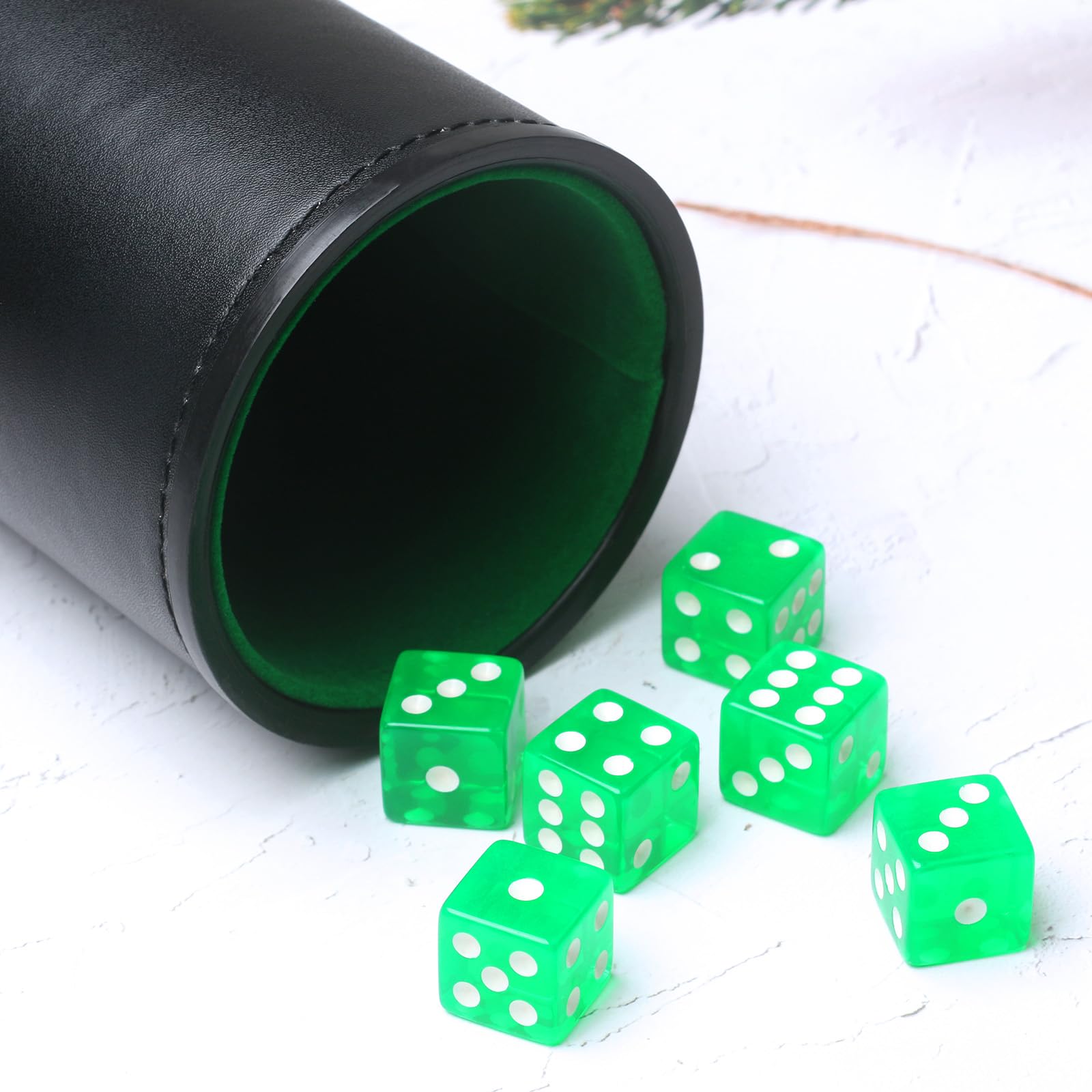 RERIVER green translucent D6 dice for clear results during gameplay.