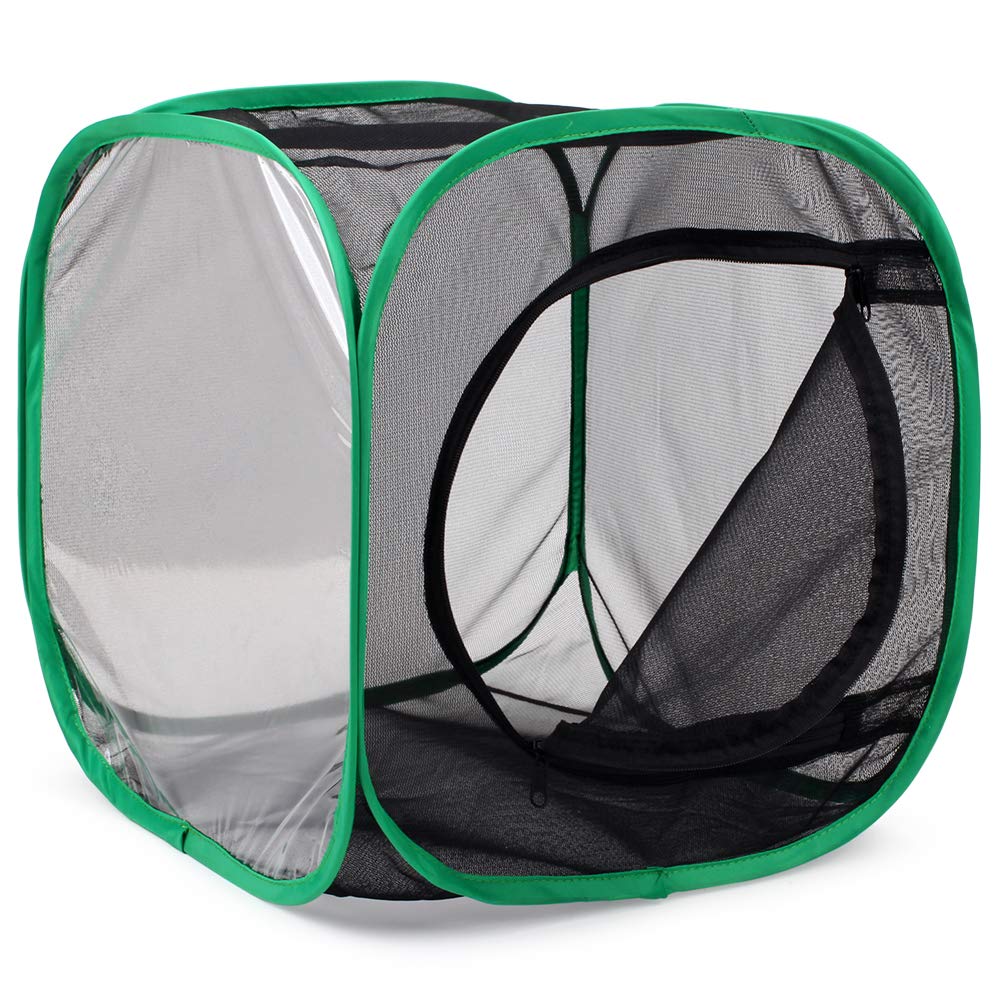 RESTCLOUD large zipper opening enables stress-free feeding and gentle release.