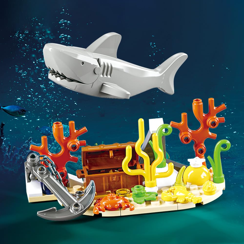 RiceBlock Mini-Submarine shown with realistic details to enhance imaginative deep-sea missions.
