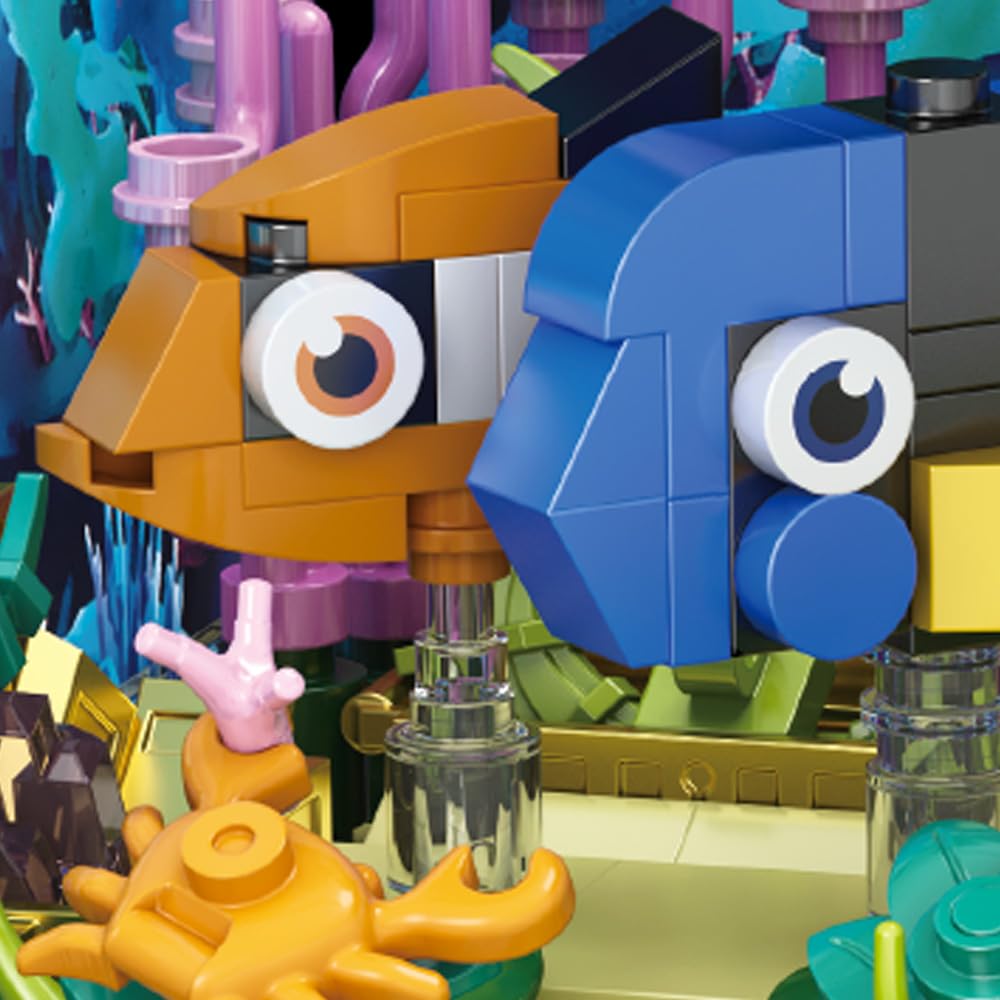 RiceBlock Ocean Diorama treasure chest opens to reveal treasure-like discovery