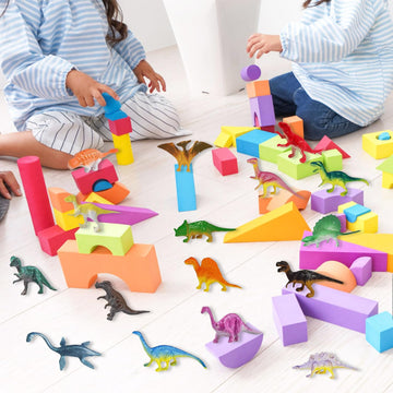 Ricluck easy-assembly packaging helps teachers prepare swaps quickly.