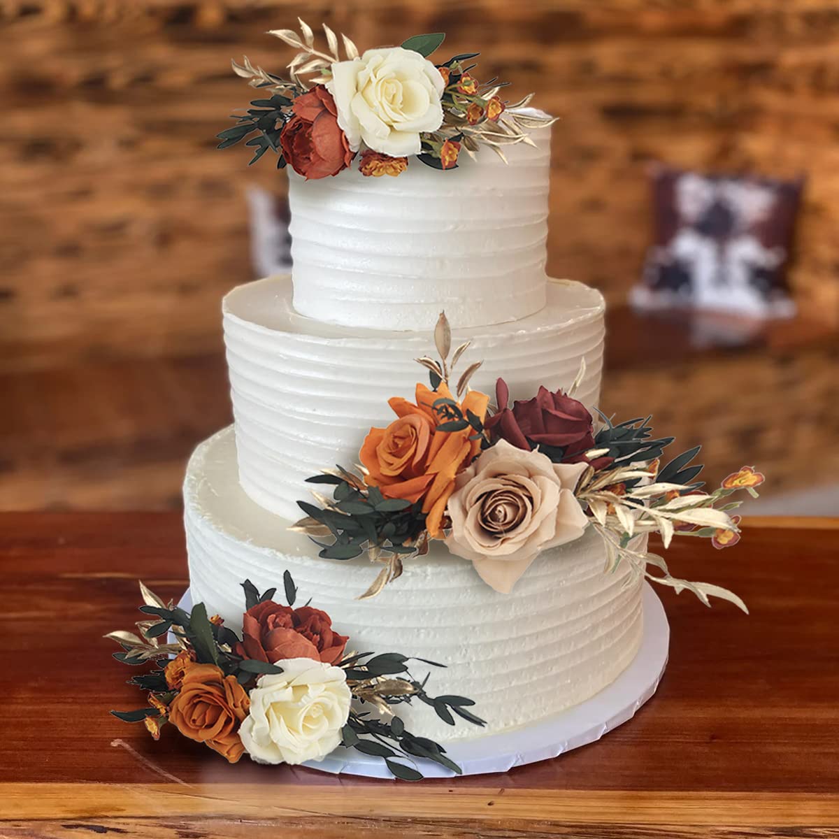 Rinlong 3-piece cake topper flowers offer easy setup and festive eye-catching appeal
