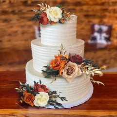Rinlong 3-piece cake topper flowers offer easy setup and festive eye-catching appeal