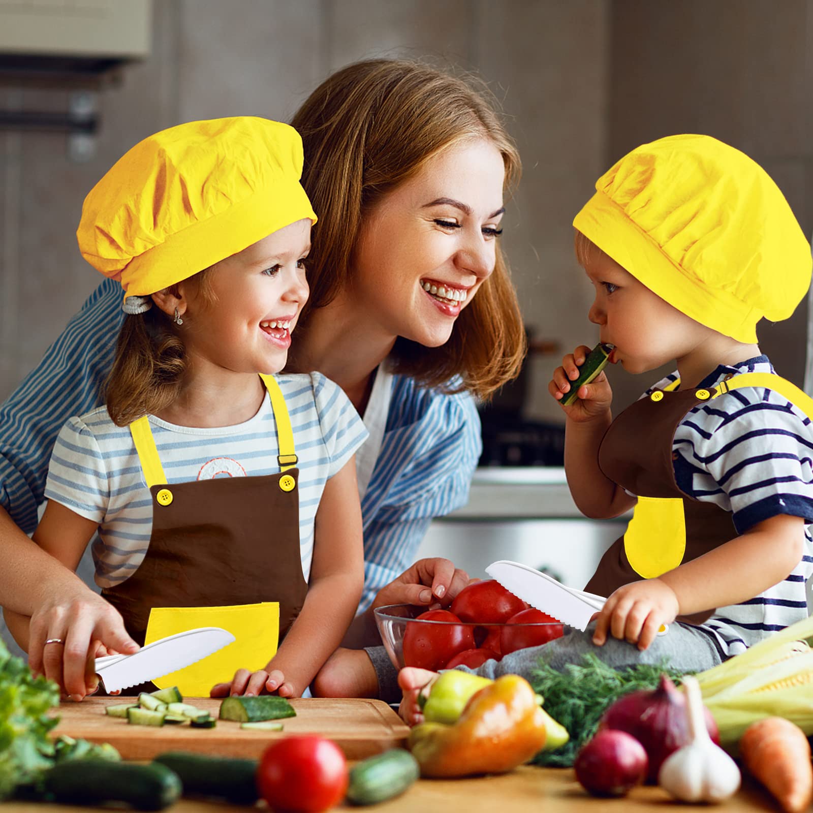 RISICULIS kid-friendly kitchen tools encourage hands-on learning and family moments.