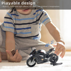 Risopen Ducati V4S 1:12 model – wheel closeup emphasizes realistic texture and finish.