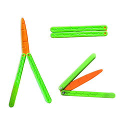 RMISODO carrot butterfly knife green detail vibrant 3D texture