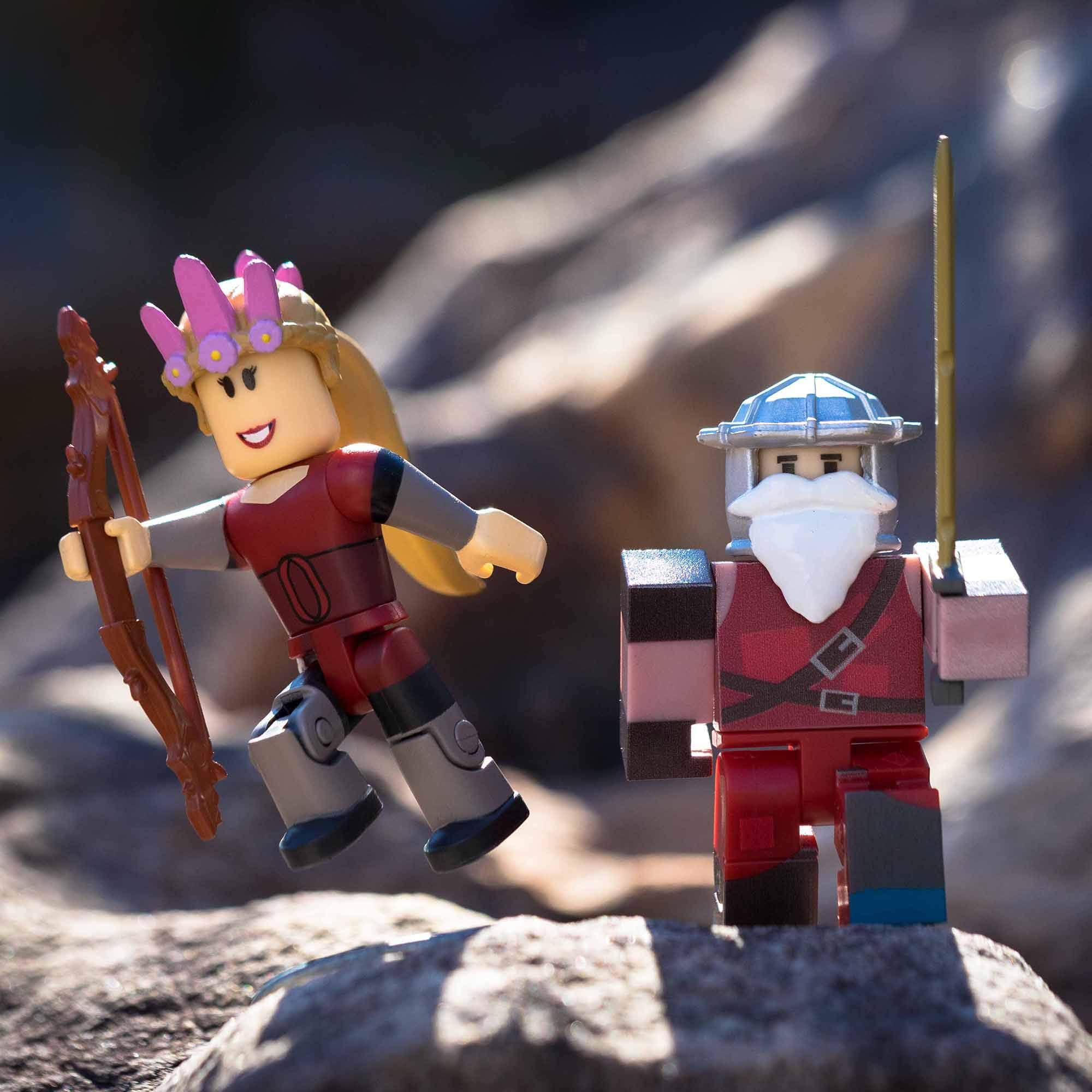 Roblox exclusive virtual item included with Series 7 figure.
